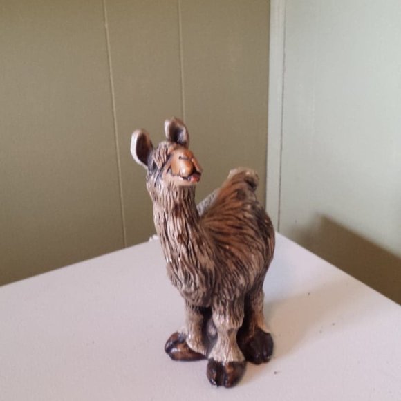 Vintage Handmade Beasties of the Kingdom Collection Lana Llama by John Raya - Picture 1 of 16